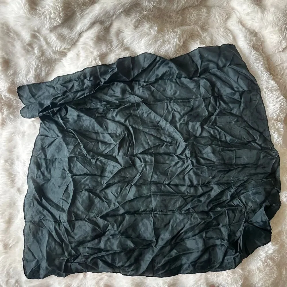 Source Unknown scarf or head